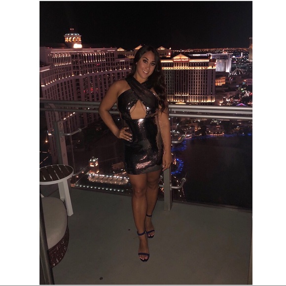 Meet your posher, Isabella - Picture 6 of 6